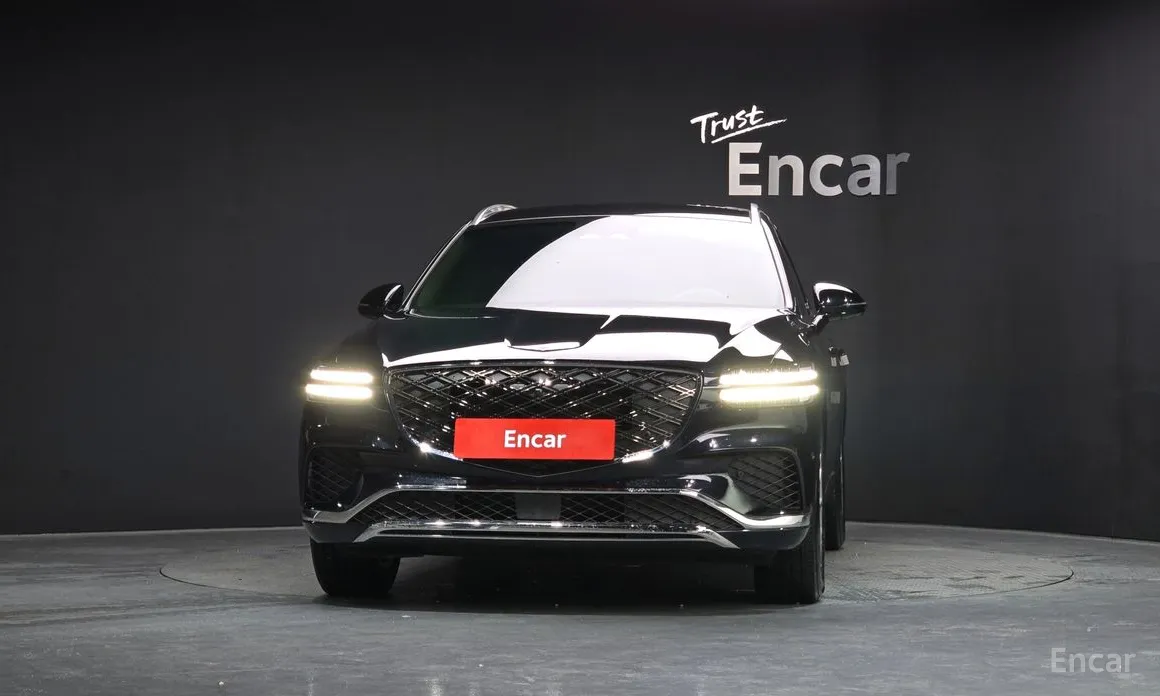 Photo 3 - Genesis GV70