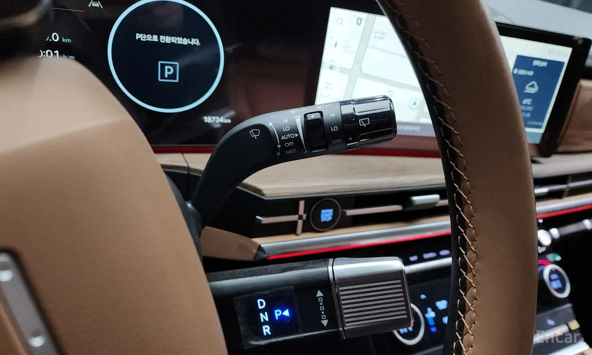 Фото 9 - Hyundai Santa Fe