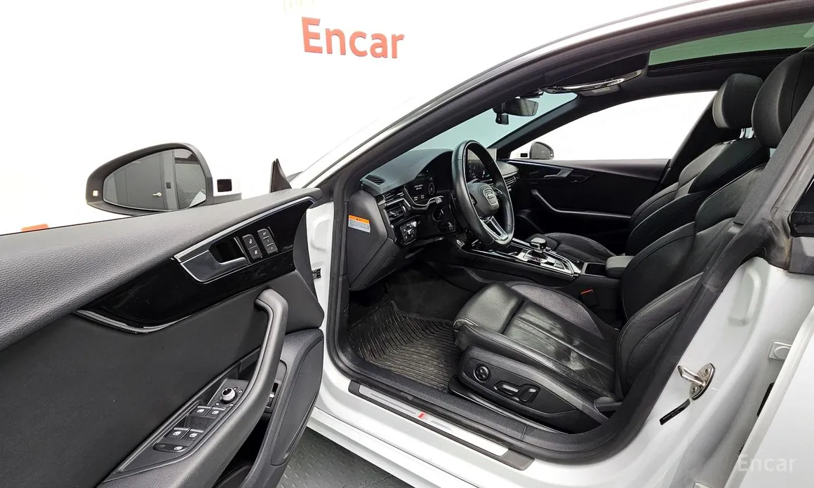 Фото 10 - Audi A5