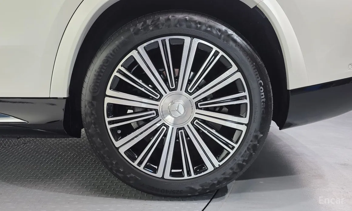 Photo 5 - Mercedes-Benz GLS-Class