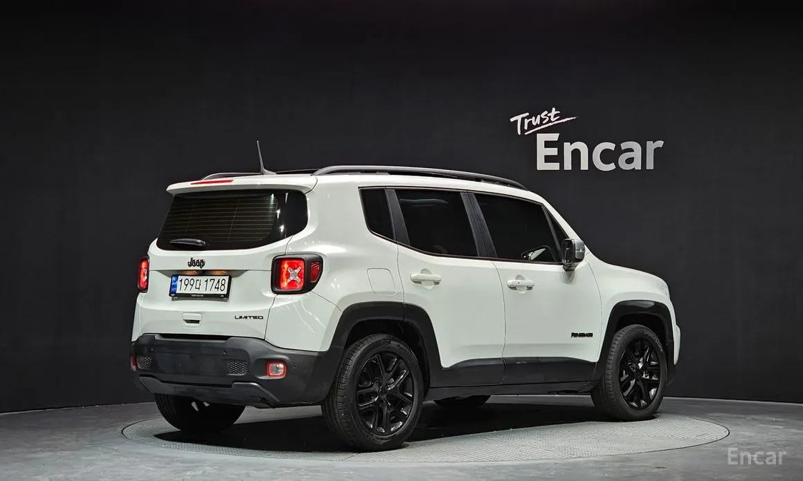 Фото 2 - Jeep Renegade