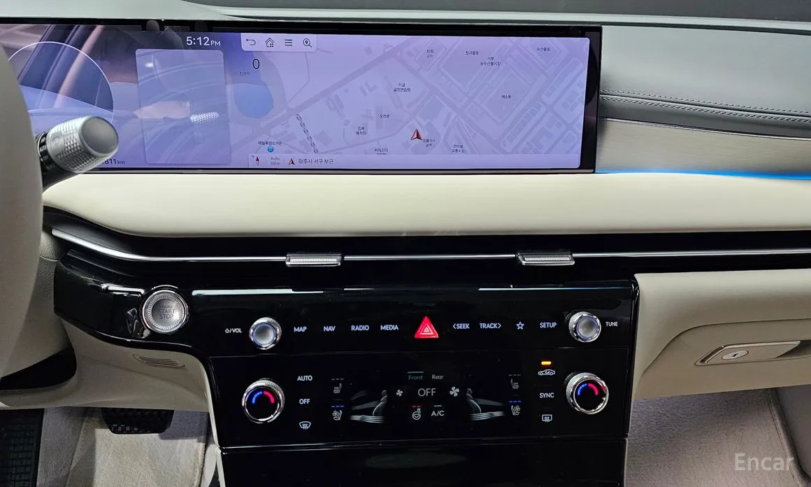 Фото 14 - Genesis G80