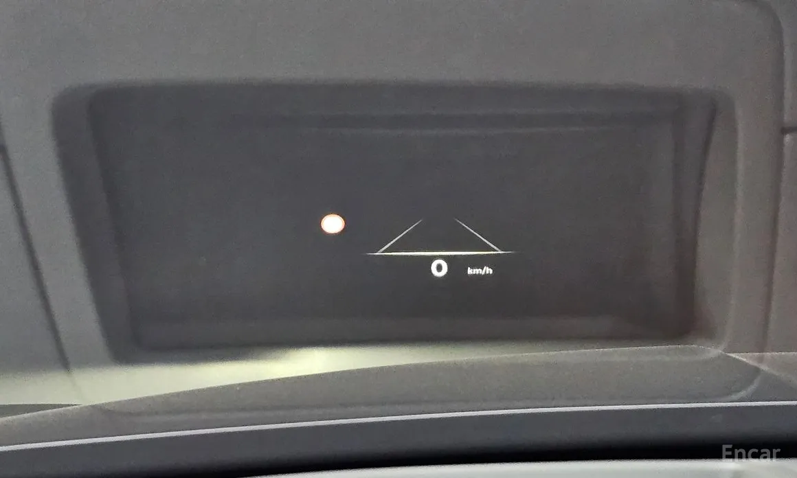 Фото 16 - Genesis G80