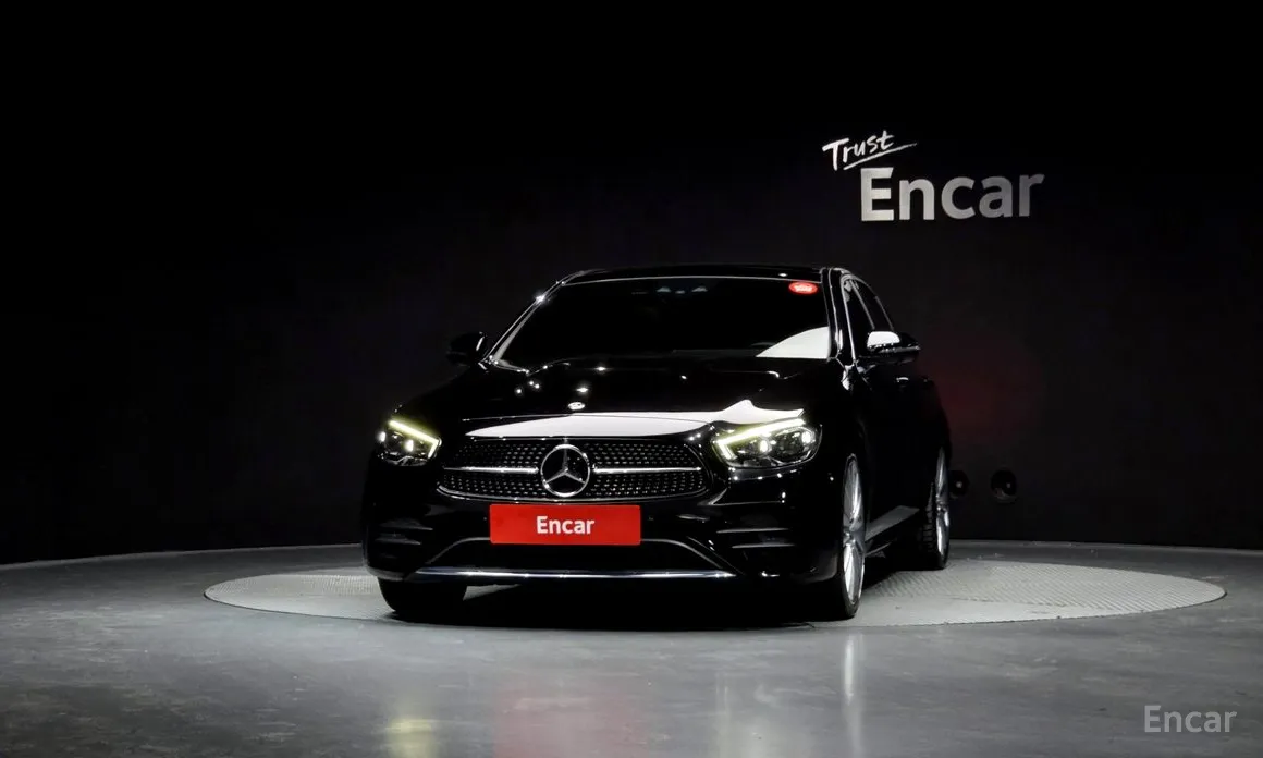 Фото 3 - Mercedes-Benz E-Class