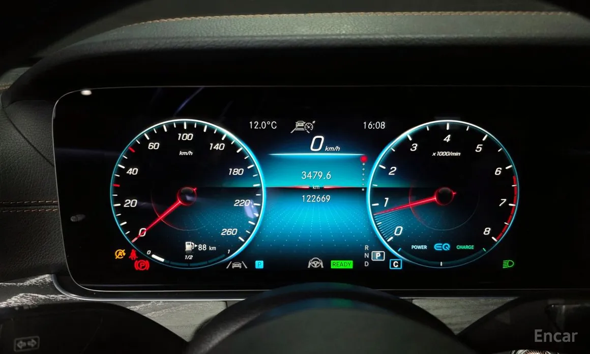 Фото 8 - Mercedes-Benz E-Class