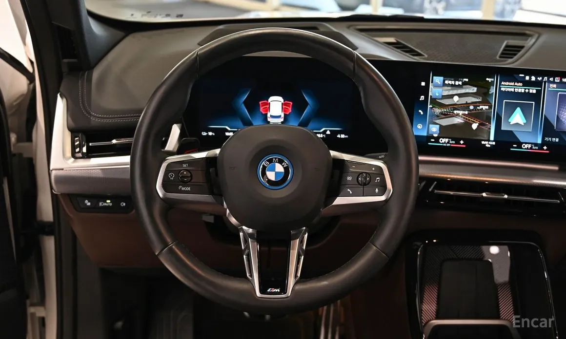 Фото 16 - BMW iX1