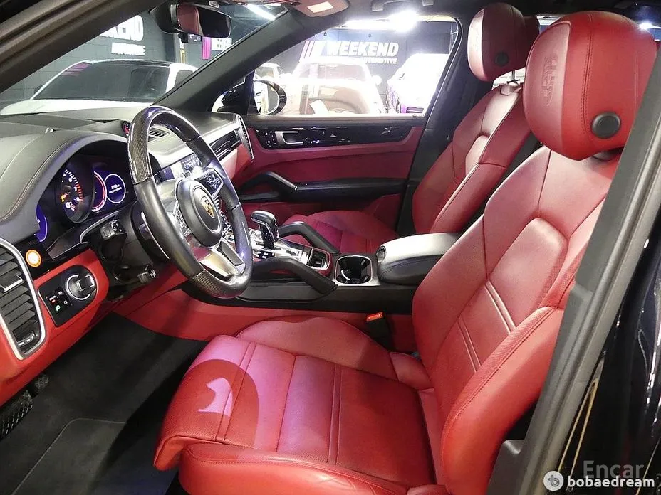 Фото 10 - Porsche Cayenne