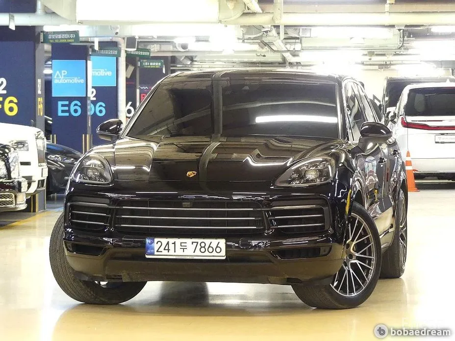Фото 3 - Porsche Cayenne