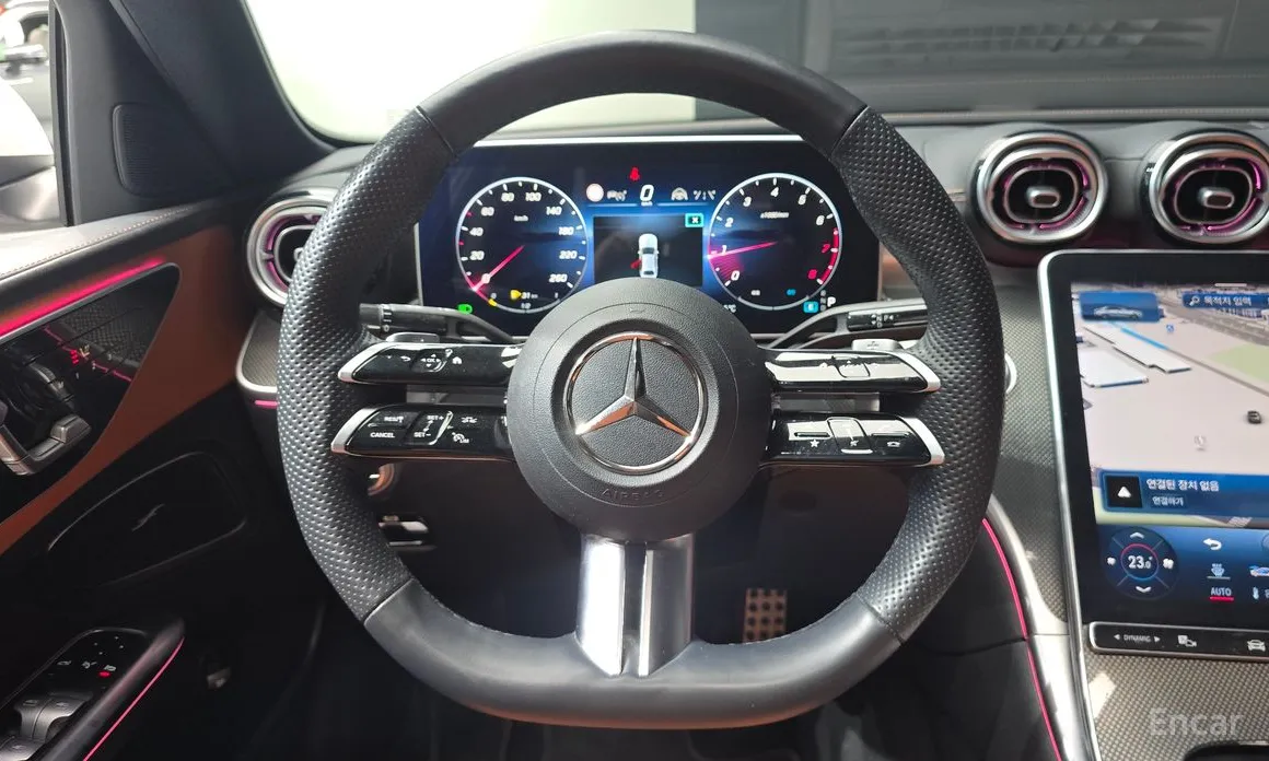 Фото 13 - Mercedes-Benz C-Class