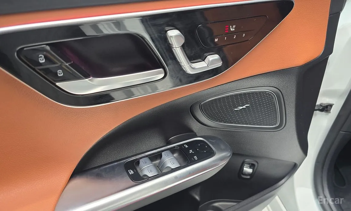 Фото 14 - Mercedes-Benz C-Class