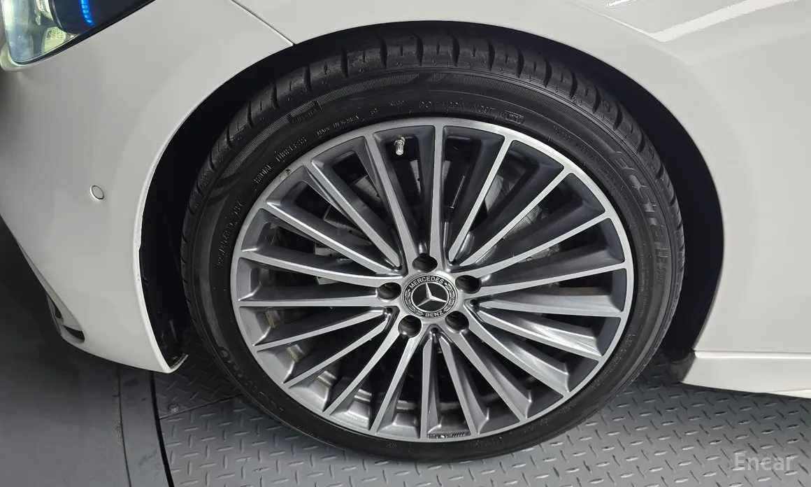 Фото 5 - Mercedes-Benz C-Class