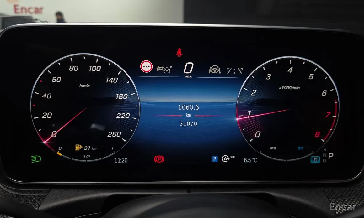 Фото 8 - Mercedes-Benz C-Class