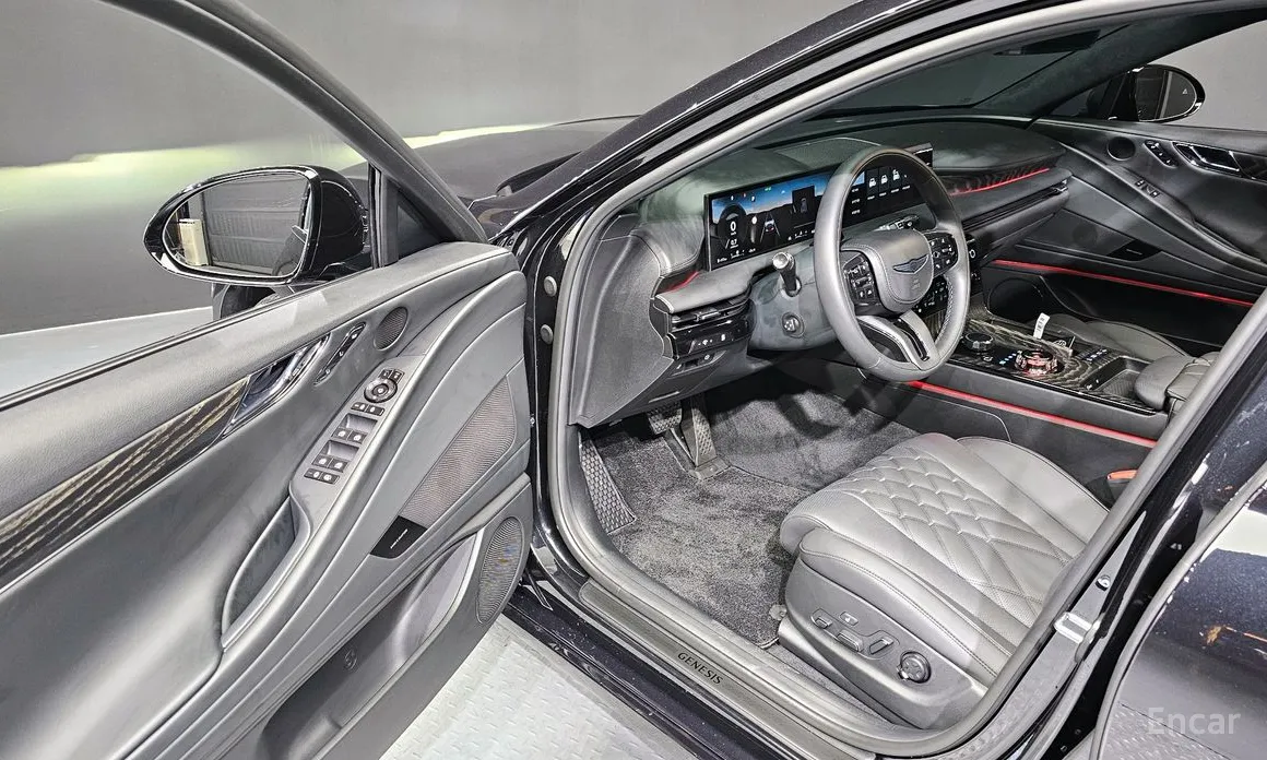 Фото 10 - Genesis G80