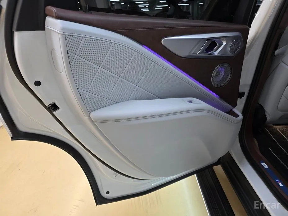 Фото 14 - BMW XM