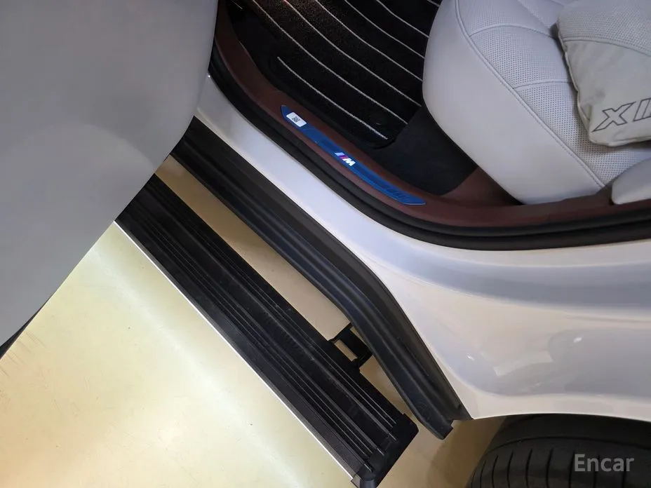 Фото 16 - BMW XM