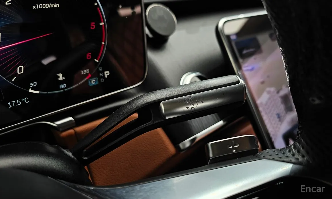 Фото 9 - Mercedes-Benz S-Class