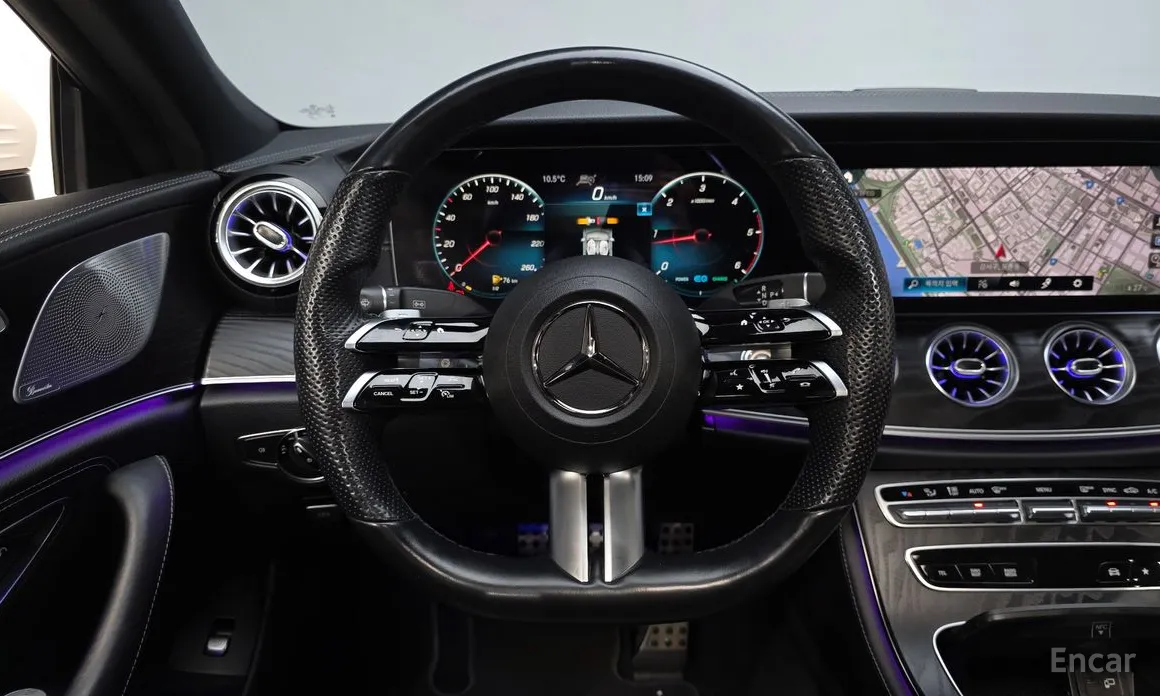 Фото 13 - Mercedes-Benz CLS-Class