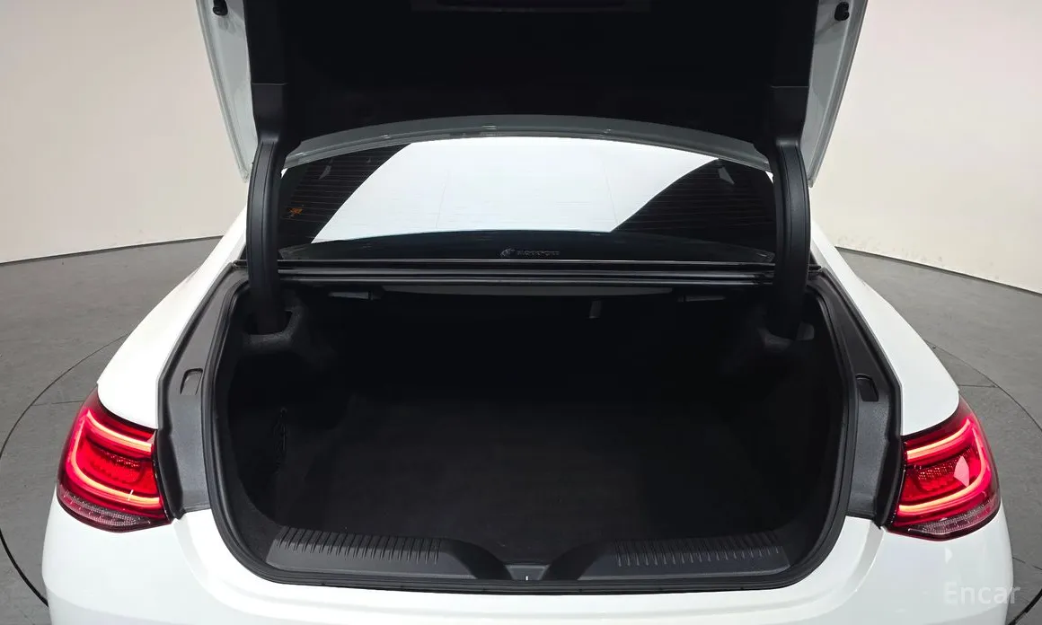 Фото 20 - Mercedes-Benz CLS-Class