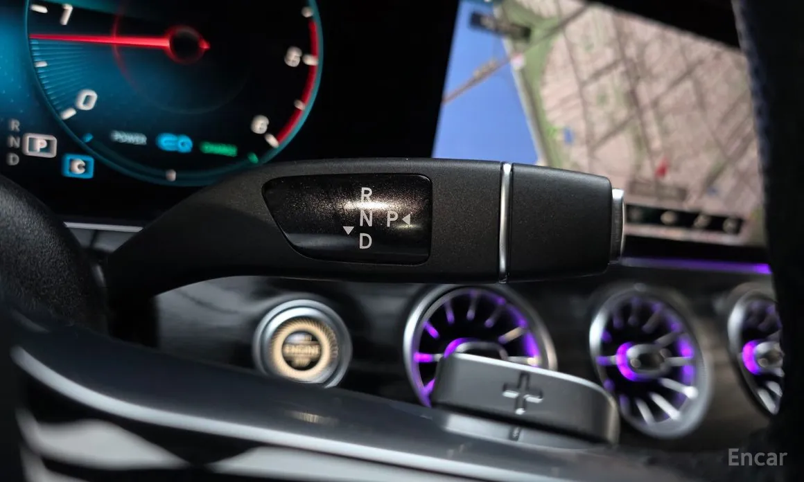 Фото 9 - Mercedes-Benz CLS-Class