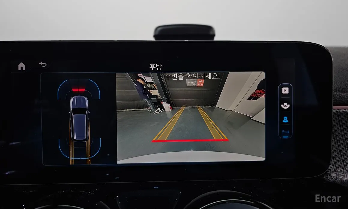 Фото 15 - Mercedes-Benz GLB-Class