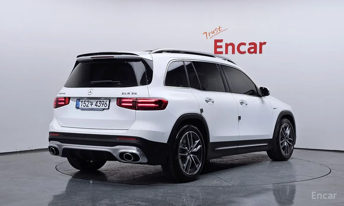 Фото 2 - Mercedes-Benz GLB-Class