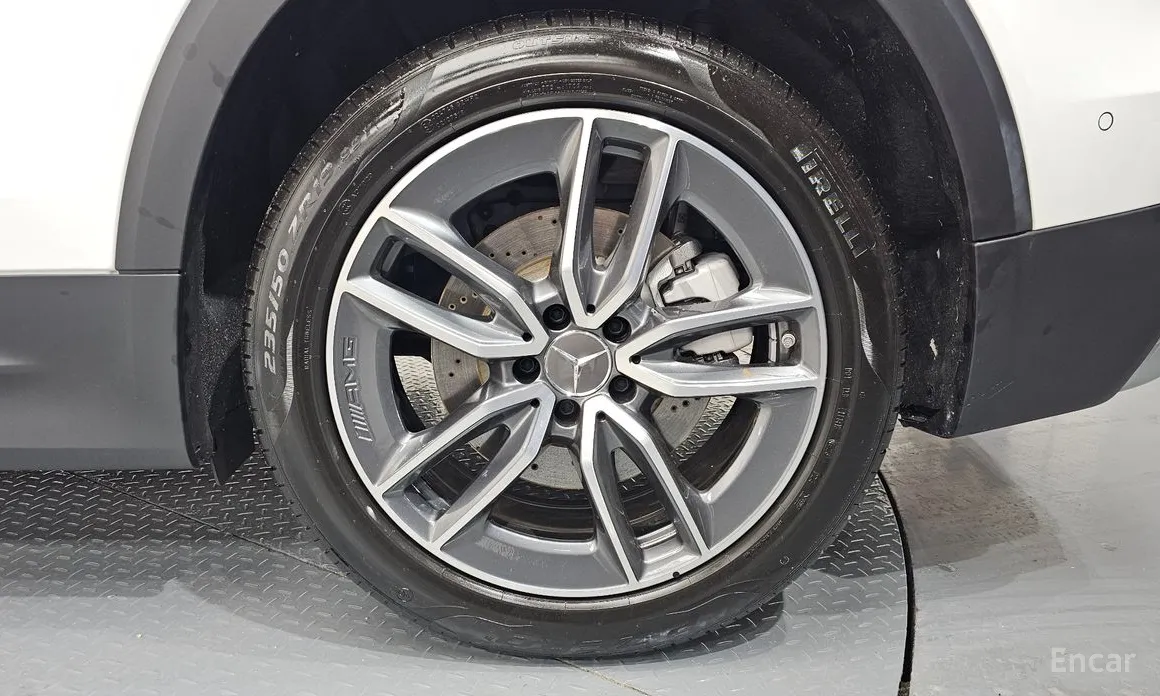 Фото 5 - Mercedes-Benz GLB-Class