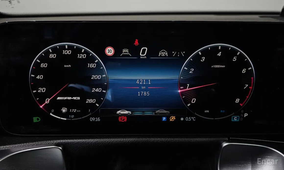 Фото 8 - Mercedes-Benz GLB-Class