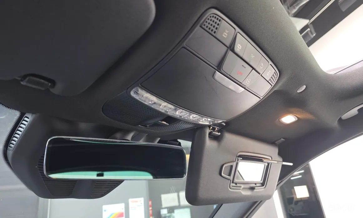 Фото 17 - Mercedes-Benz GLC-Class