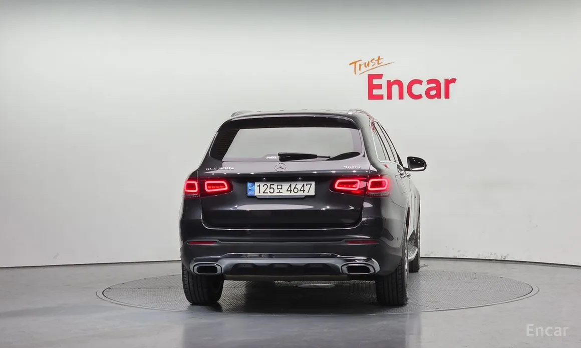 Фото 4 - Mercedes-Benz GLC-Class