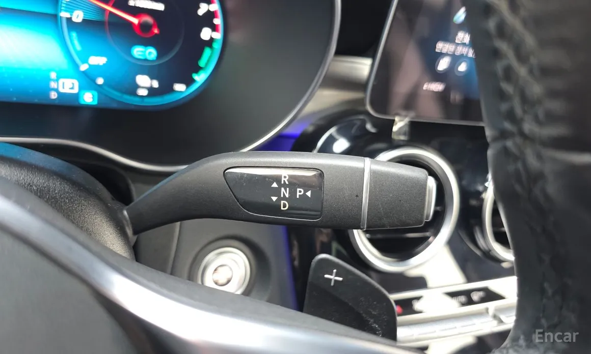 Фото 9 - Mercedes-Benz GLC-Class