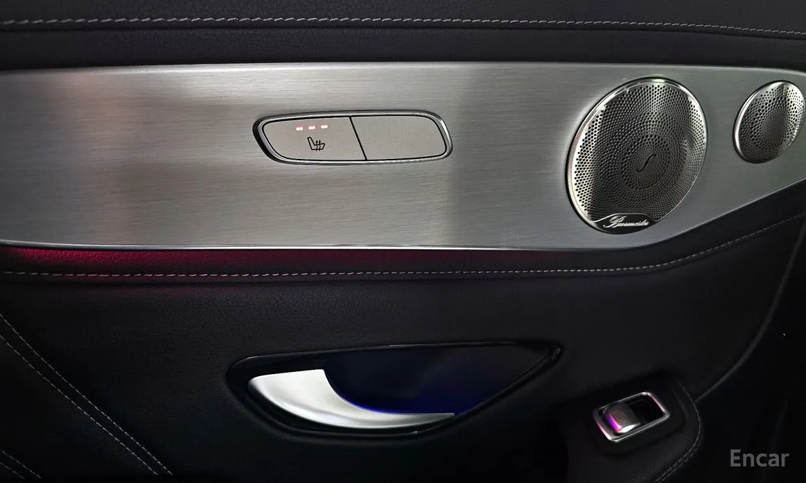 Фото 18 - Mercedes-Benz GLC-Class