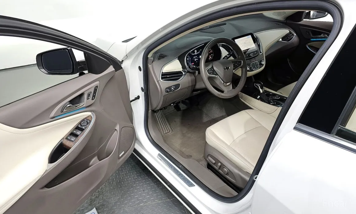 Фото 11 - Chevrolet Malibu