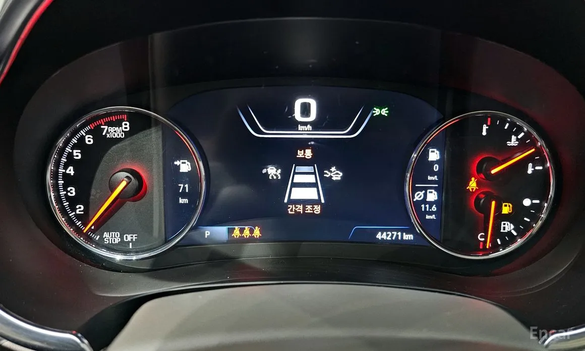 Фото 8 - Chevrolet Malibu