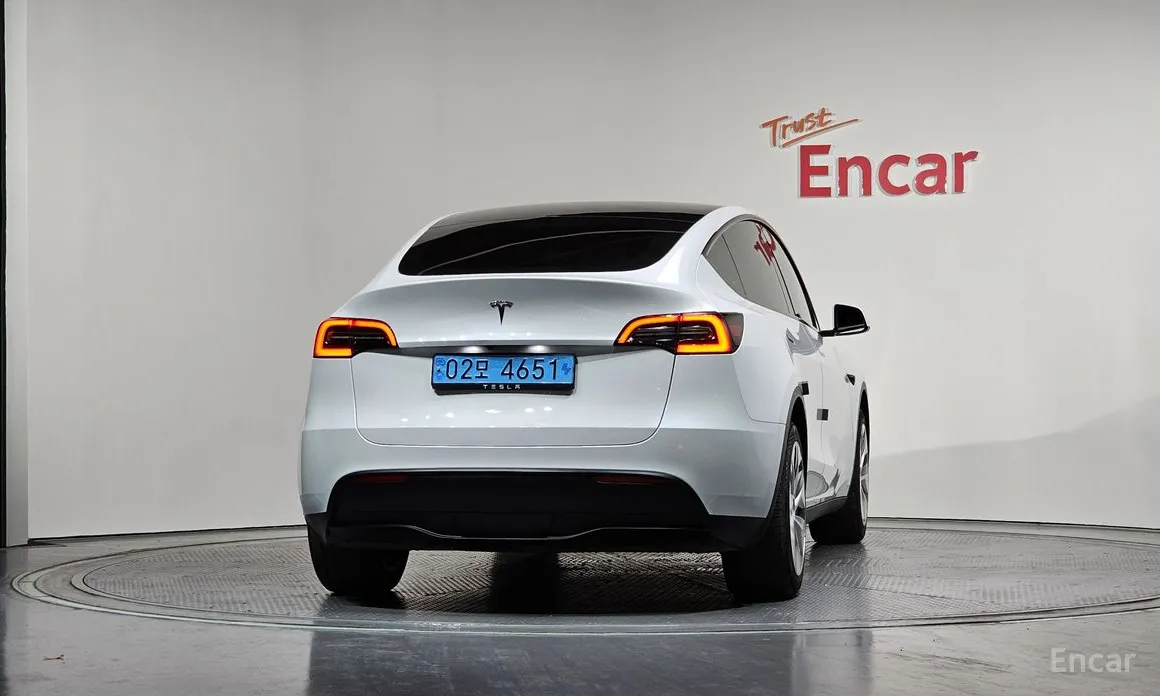 Фото 4 - Tesla Model Y