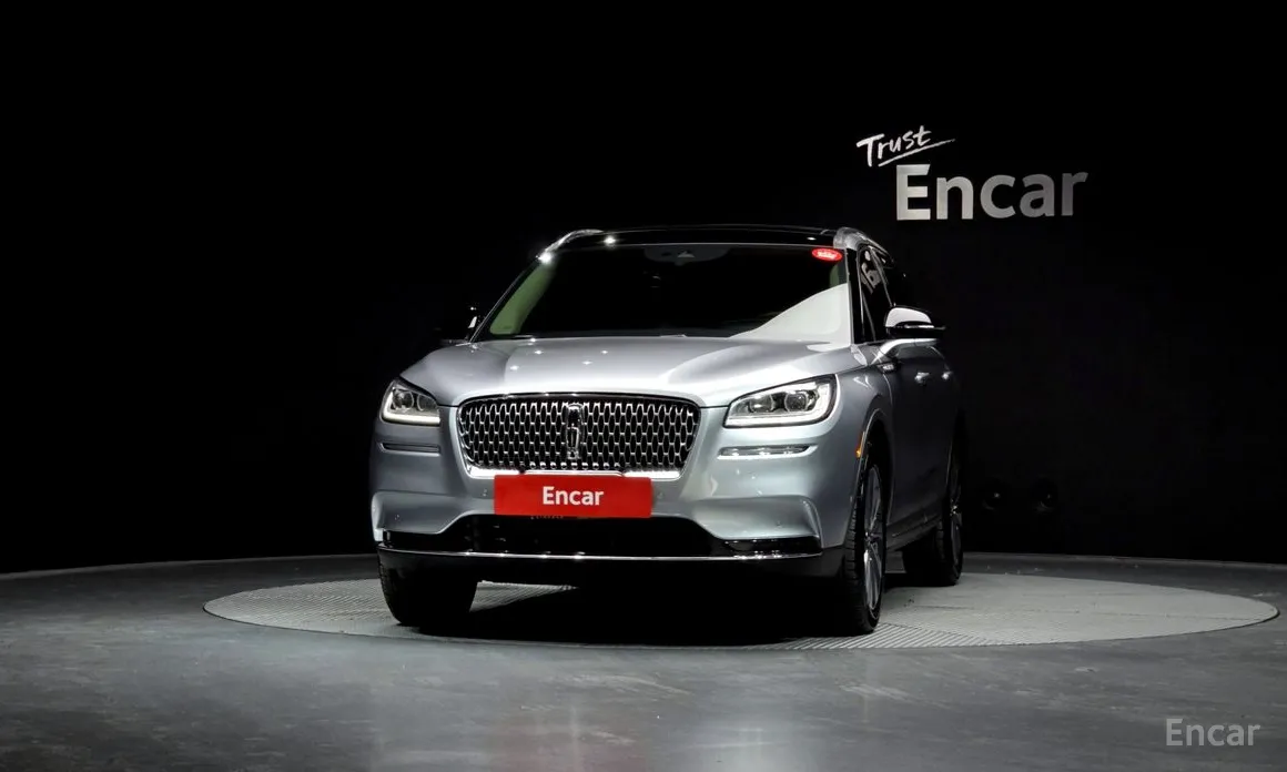 Фото 3 - Lincoln Corsair