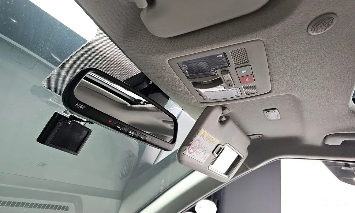 Фото 18 - Hyundai Venue