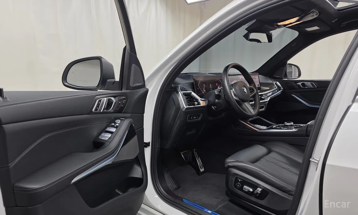 Фото 10 - BMW X7