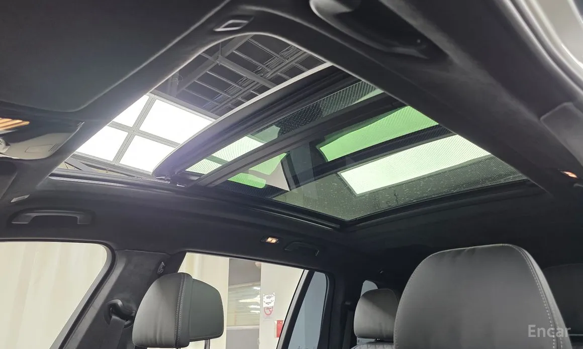 Фото 19 - BMW X7