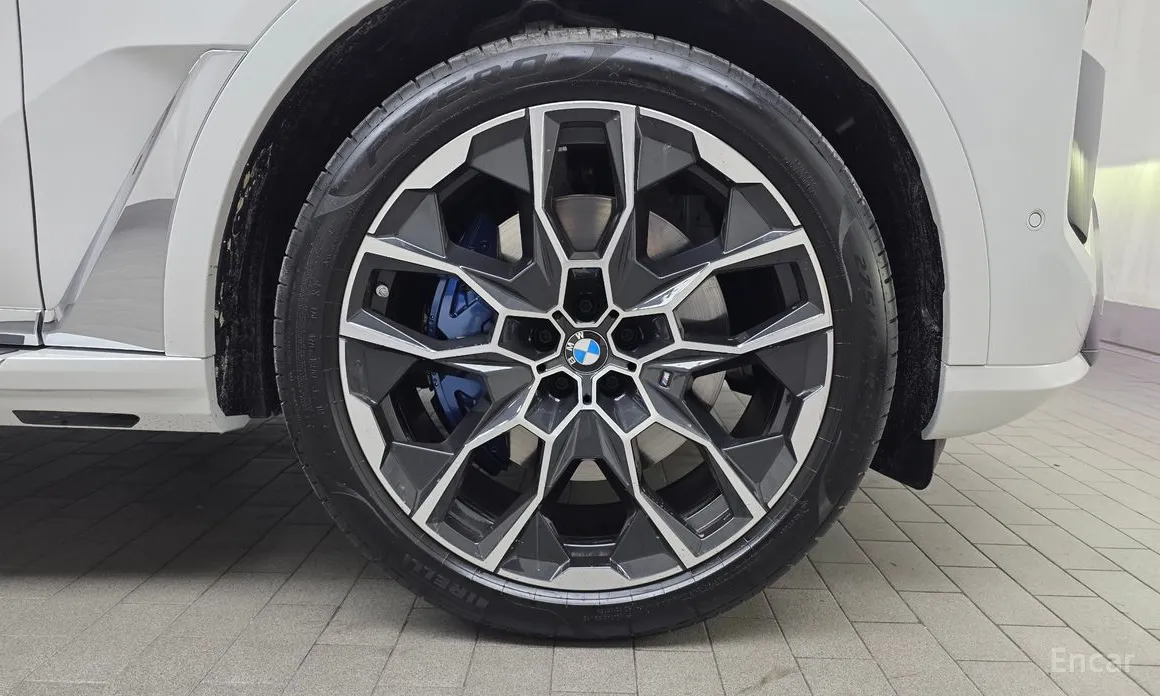 Фото 5 - BMW X7