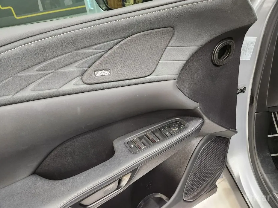 Фото 10 - Lexus RX