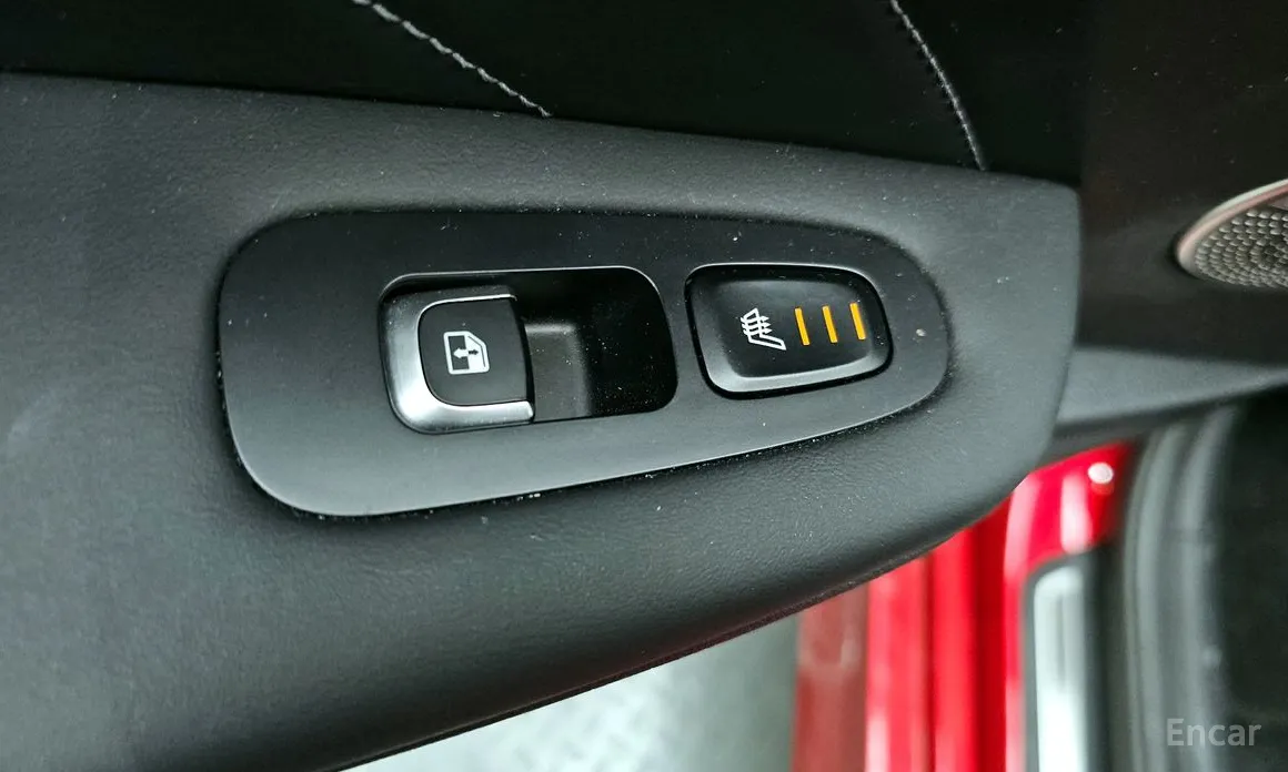 Фото 18 - Kia Stinger