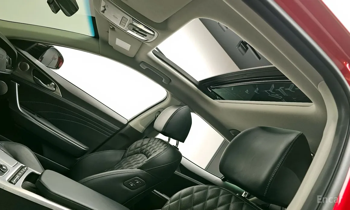 Фото 19 - Kia Stinger