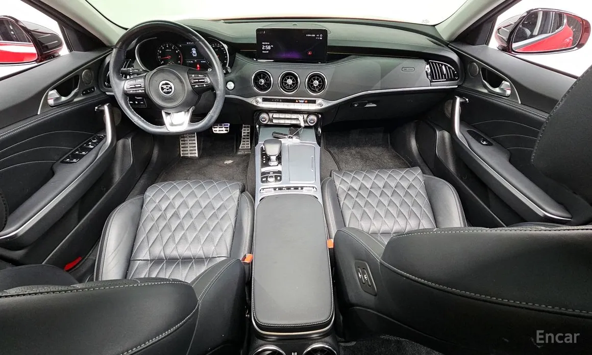 Фото 7 - Kia Stinger