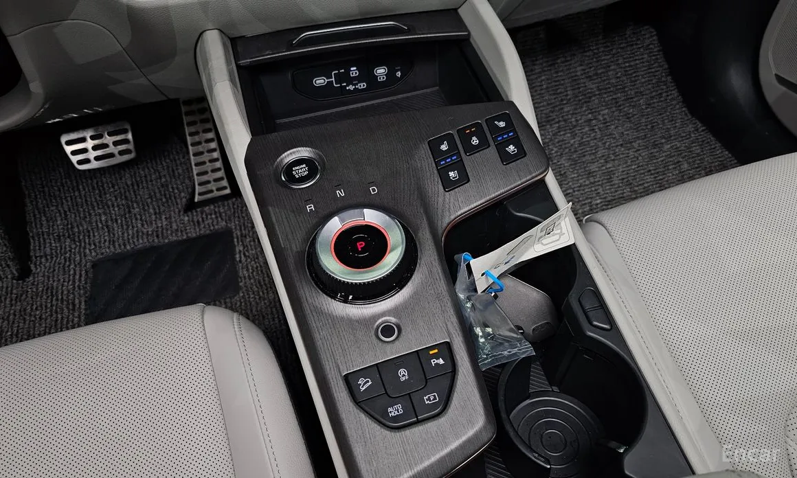 Фото 9 - Kia Sportage