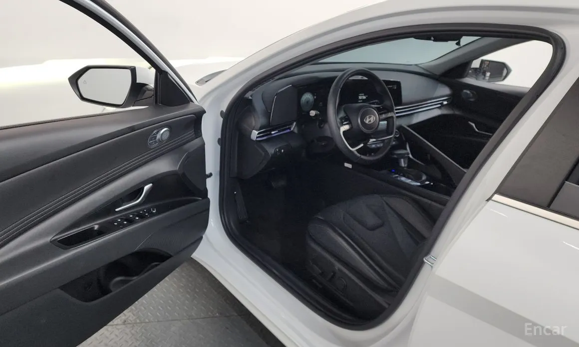Фото 10 - Hyundai Avante