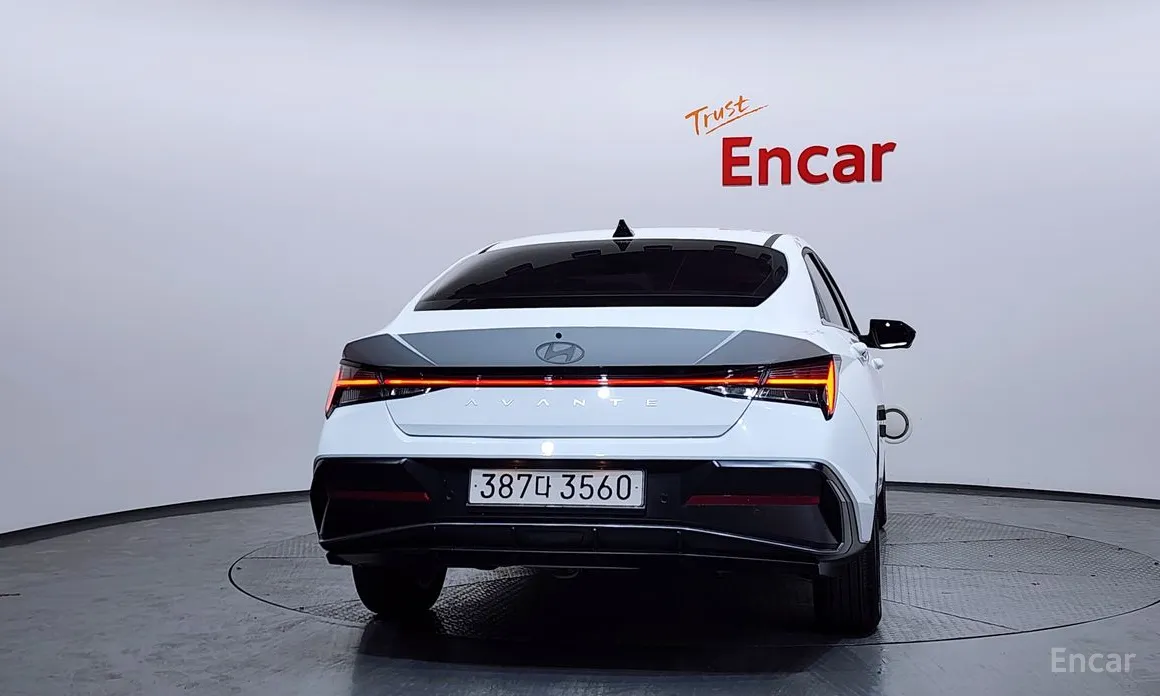 Фото 4 - Hyundai Avante