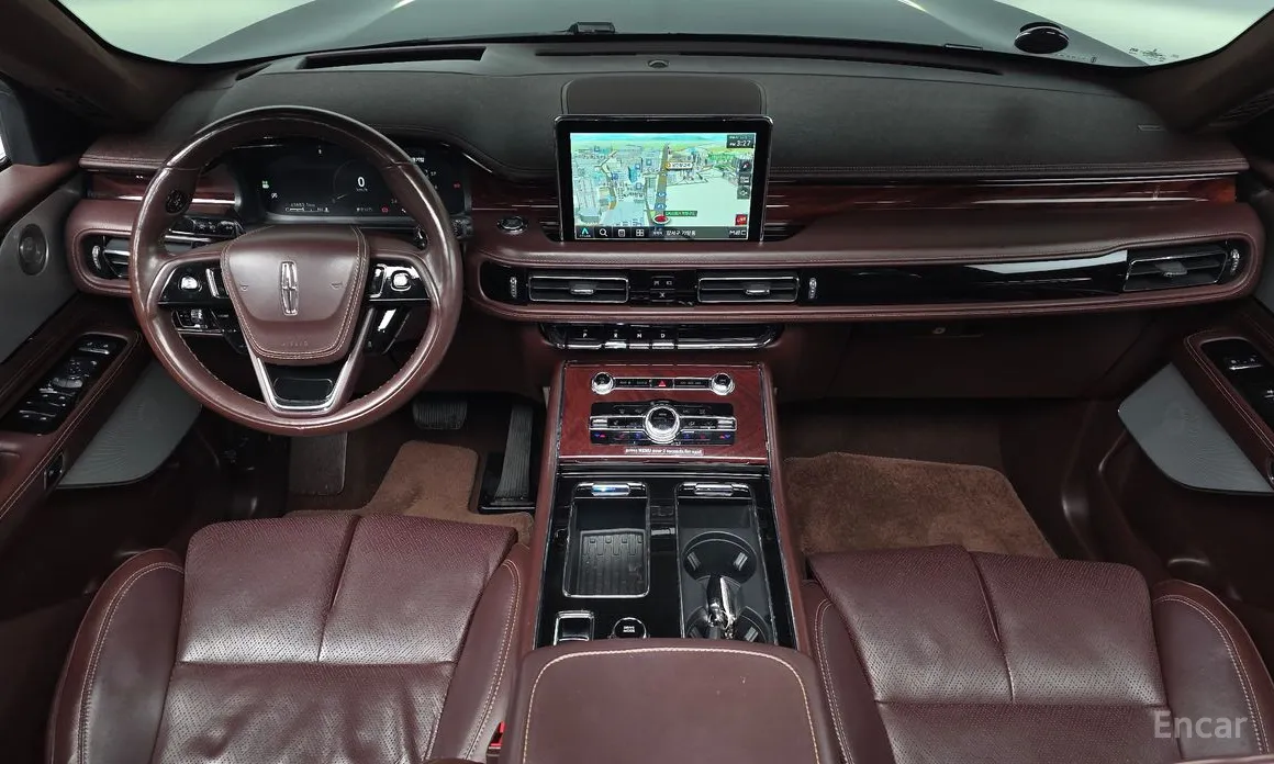 Фото 7 - Lincoln Aviator