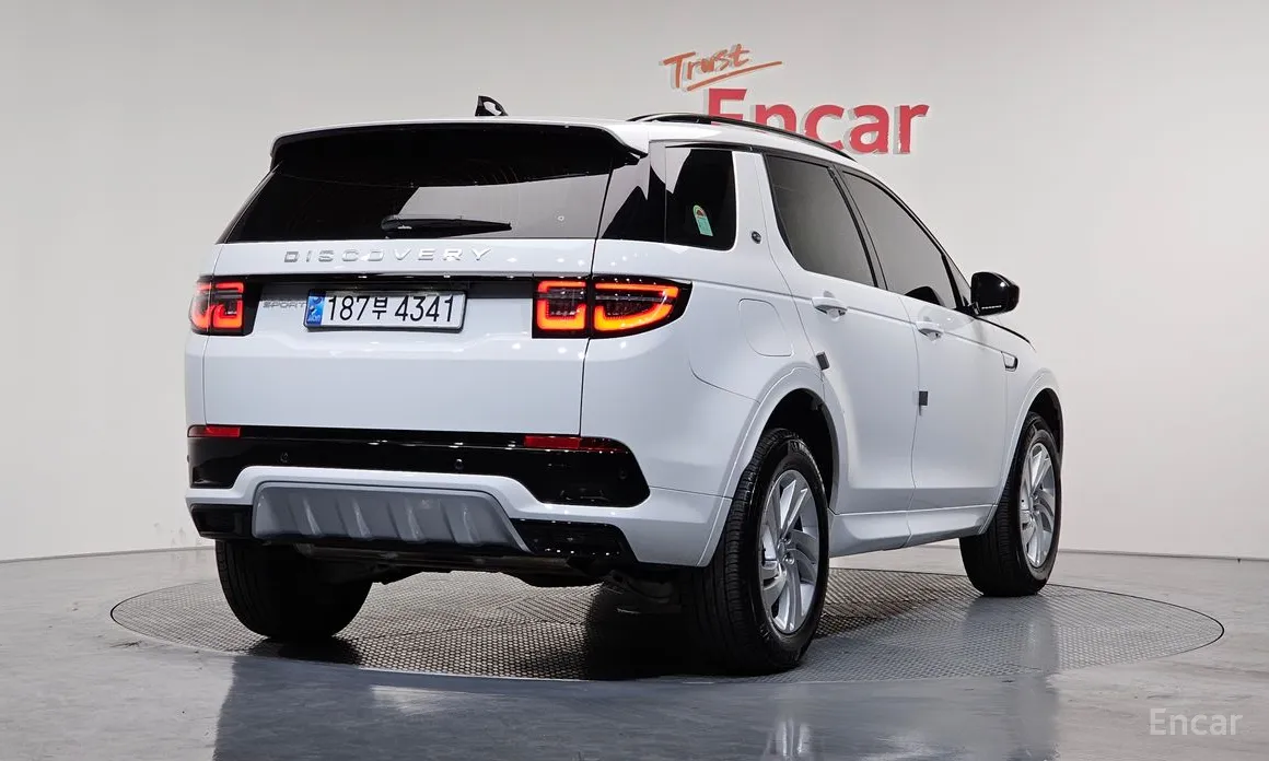 Фото 2 - Land Rover Discovery Sport