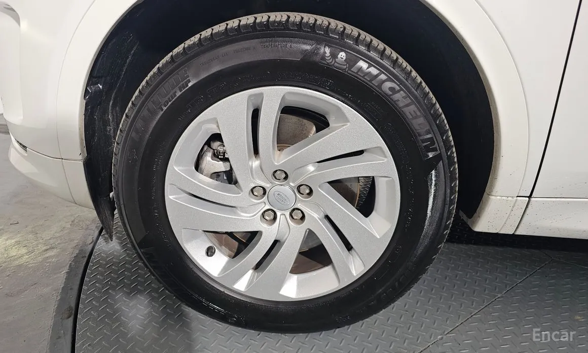 Фото 5 - Land Rover Discovery Sport