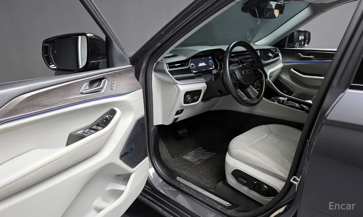 Фото 10 - Jeep Cherokee